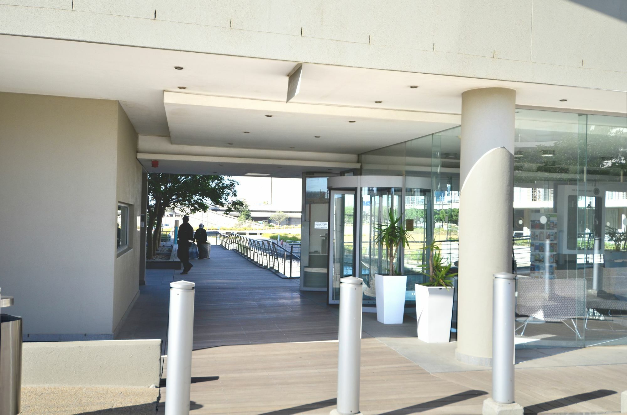 Apartment 214 Harbour Bridge *